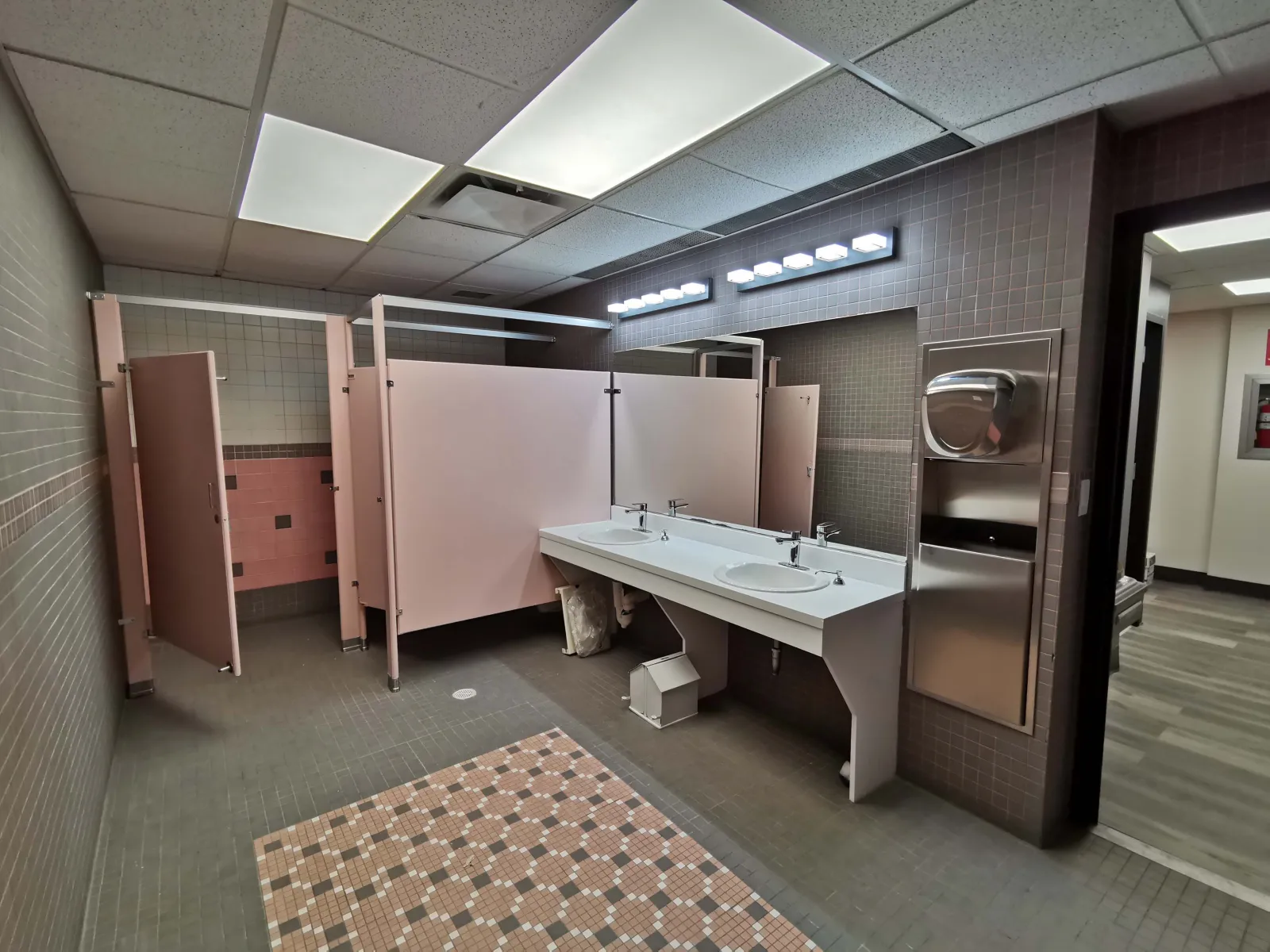 4105 Avenue V Office thumbnail 26