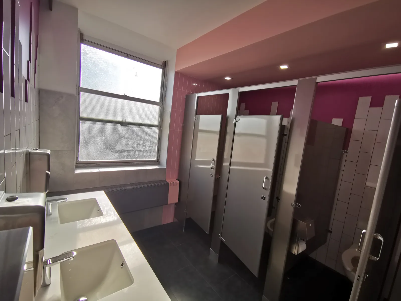 475 East 57th Street thumbnail 14